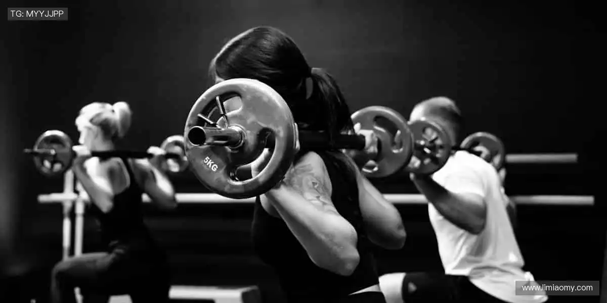 📱高清直播,随时随地掌控赛事!